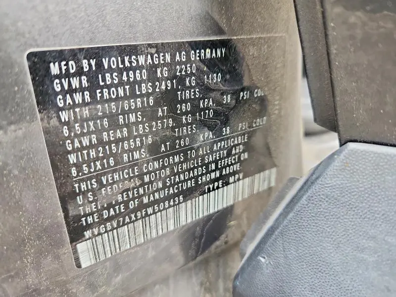 2015 VOLKSWAGEN TIGUAN S  