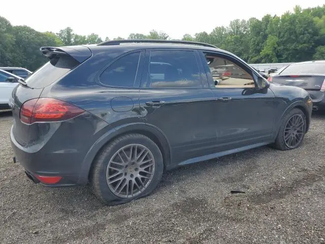 2014 PORSCHE CAYENNE GTS  