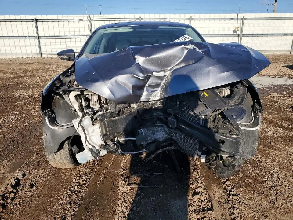 2017 VOLKSWAGEN PASSAT SE  