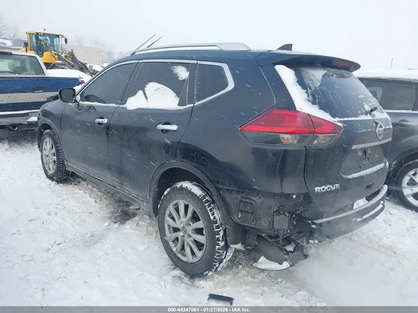 2017 NISSAN ROGUE SV