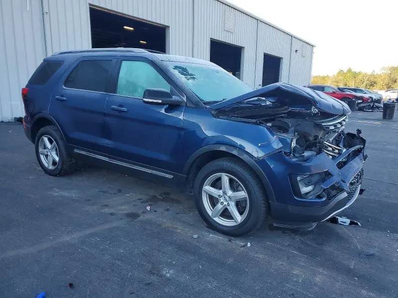 2017 FORD EXPLORER XLT  