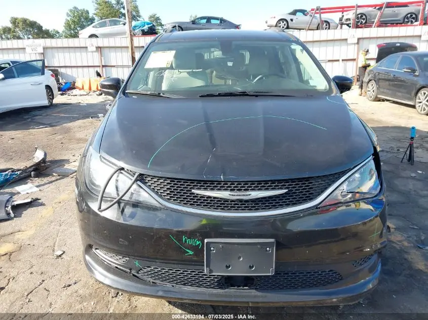 2021 CHRYSLER VOYAGER LXI