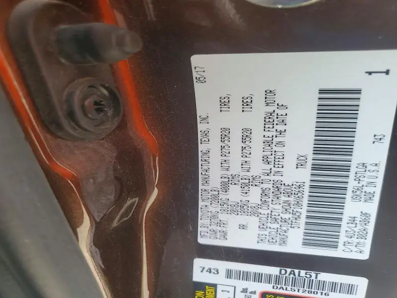 2017 TOYOTA TUNDRA CREWMAX LIMITED  