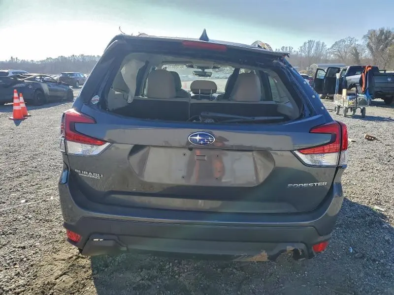 2023 SUBARU FORESTER PREMIUM  