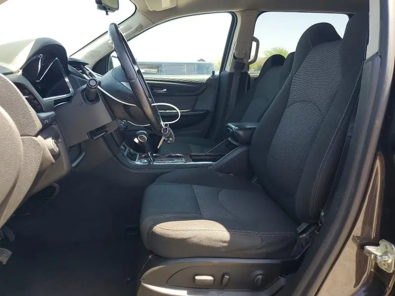 2014 CHEVROLET TRAVERSE LT  