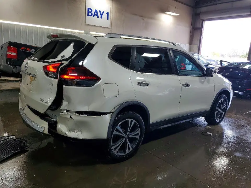 2019 NISSAN ROGUE SV  
