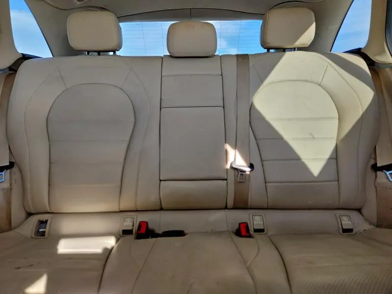 2019 MERCEDES-BENZ GLC 300  