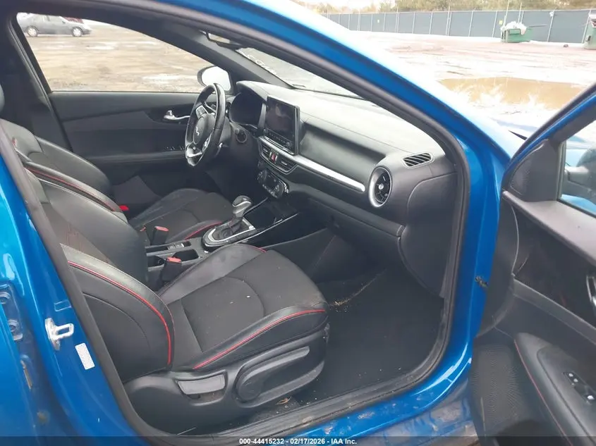 2022 KIA FORTE GT