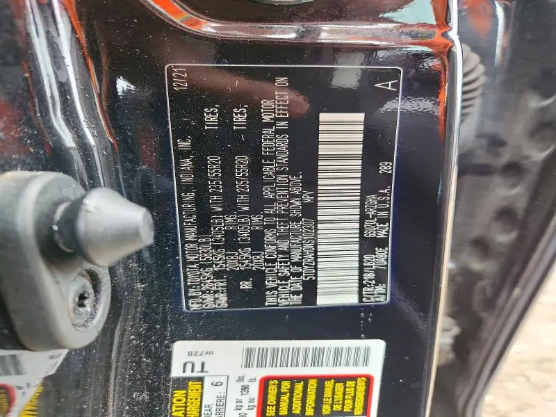 2022 TOYOTA HIGHLANDER LIMITED  