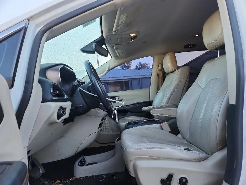 2017 CHRYSLER PACIFICA TOURING L PLUS  