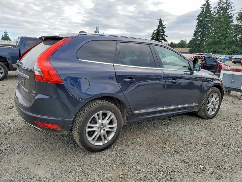 2016 VOLVO XC60 T5 PREMIER  