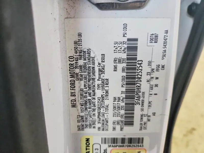 2013 FORD FUSION SE  