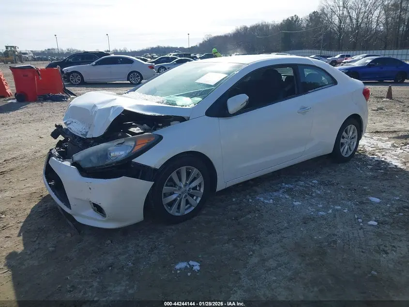 2015 KIA FORTE KOUP EX