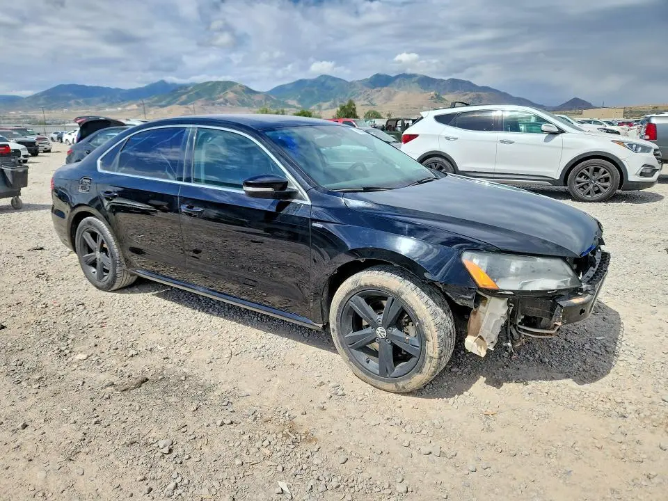 2014 VOLKSWAGEN PASSAT S  