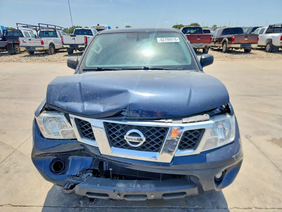 2021 NISSAN FRONTIER SV  