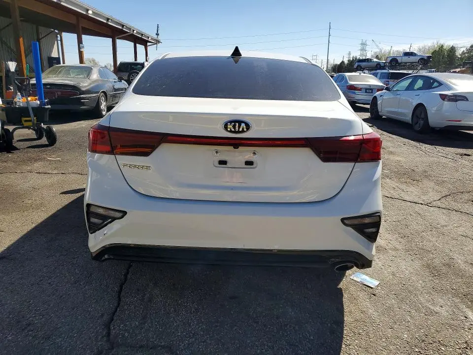 2020 KIA FORTE LXS  