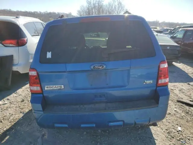2011 FORD ESCAPE XLT  
