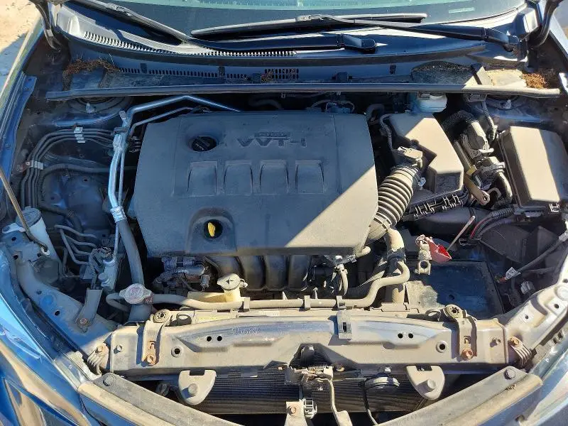 2019 TOYOTA COROLLA SE  