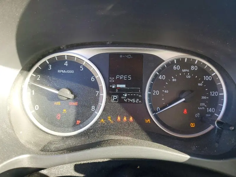 2024 NISSAN KICKS S  