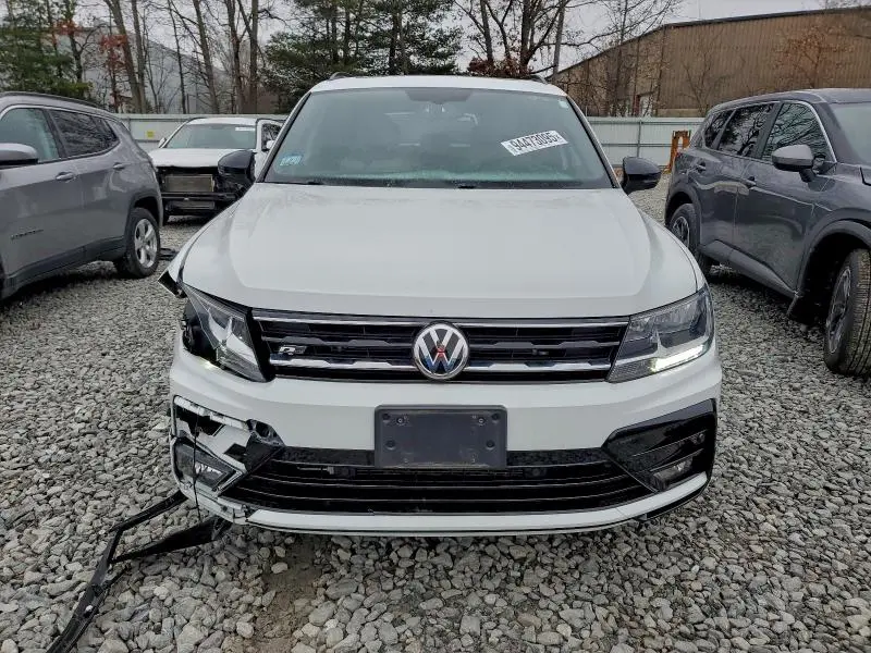 2021 VOLKSWAGEN TIGUAN SE  