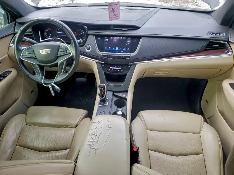 2017 CADILLAC XT5 LUXURY  