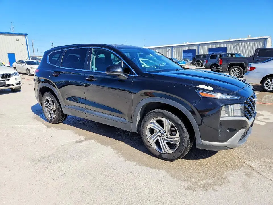 2021 HYUNDAI SANTA FE SE  