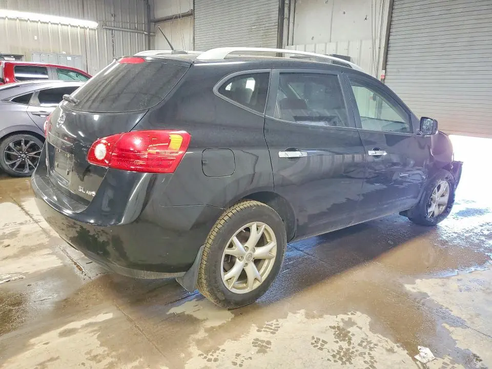 2010 NISSAN ROGUE S  