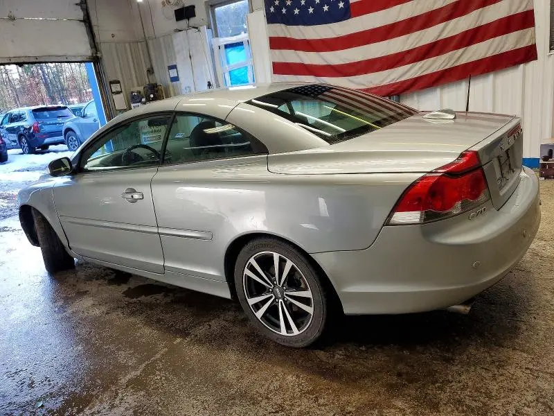 2010 VOLVO C70 T5  