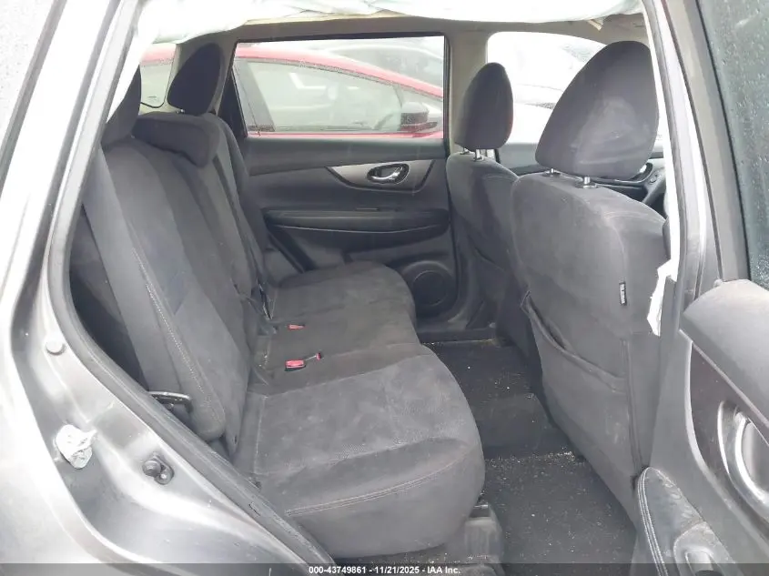 2015 NISSAN ROGUE SV