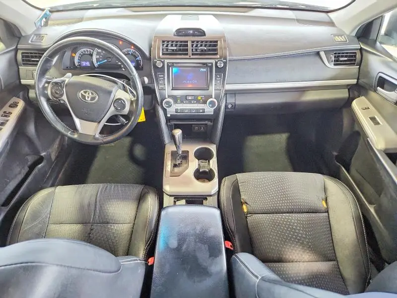 2014 TOYOTA CAMRY SE  