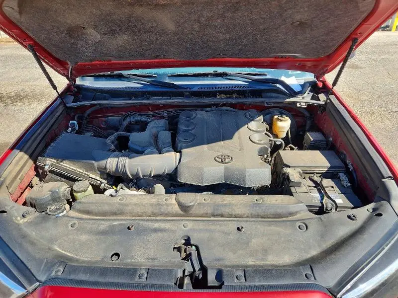 2021 TOYOTA 4RUNNER SR5  