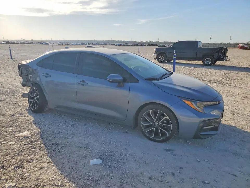 2020 TOYOTA COROLLA SE  