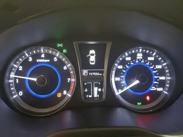 2012 HYUNDAI AZERA GLS  