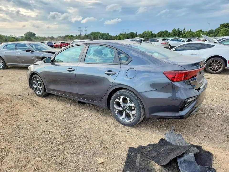 2021 KIA FORTE LXS  