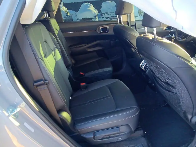 2023 KIA SORENTO   