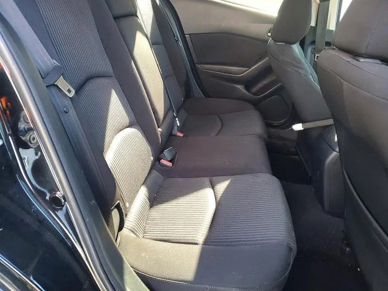 2015 MAZDA 3 TOURING  