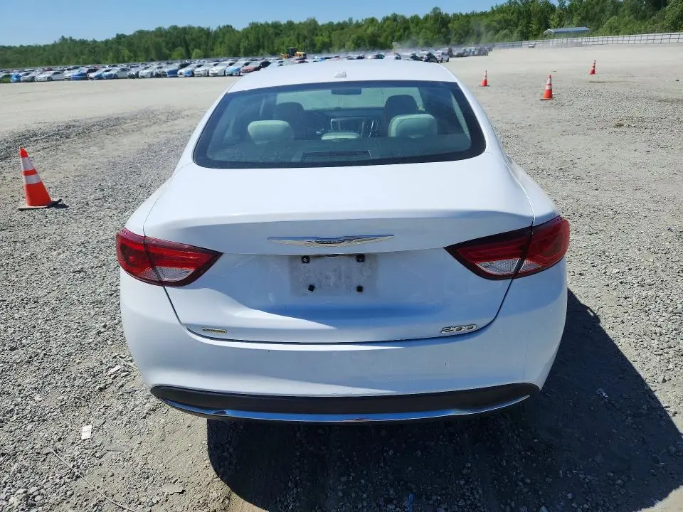 2016 CHRYSLER 200 LIMITED  