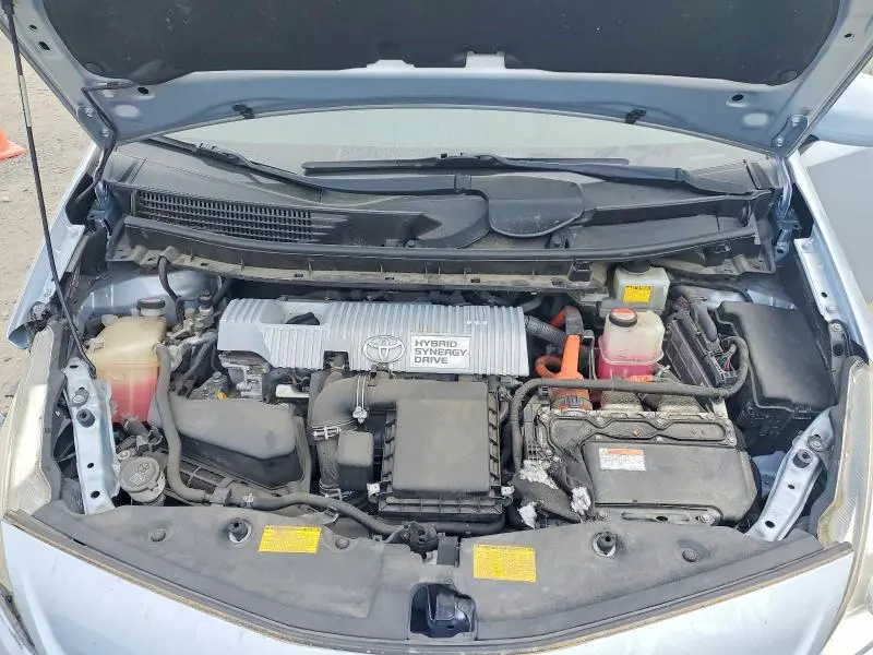 2014 TOYOTA PRIUS V THREE  