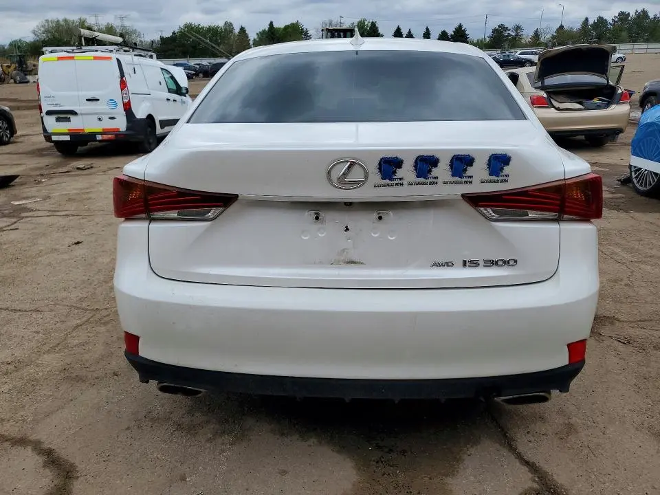 2017 LEXUS IS 300  