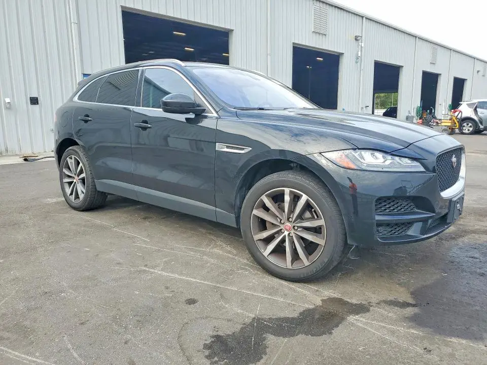 2018 JAGUAR F-PACE PRESTIGE  