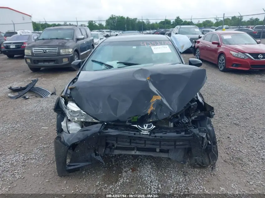 2016 TOYOTA CAMRY LE