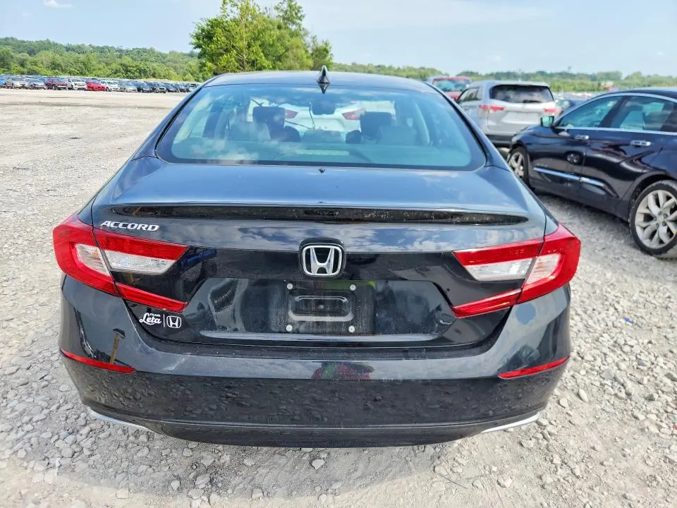 2022 HONDA ACCORD LX  