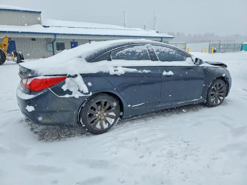 2011 HYUNDAI SONATA SE  