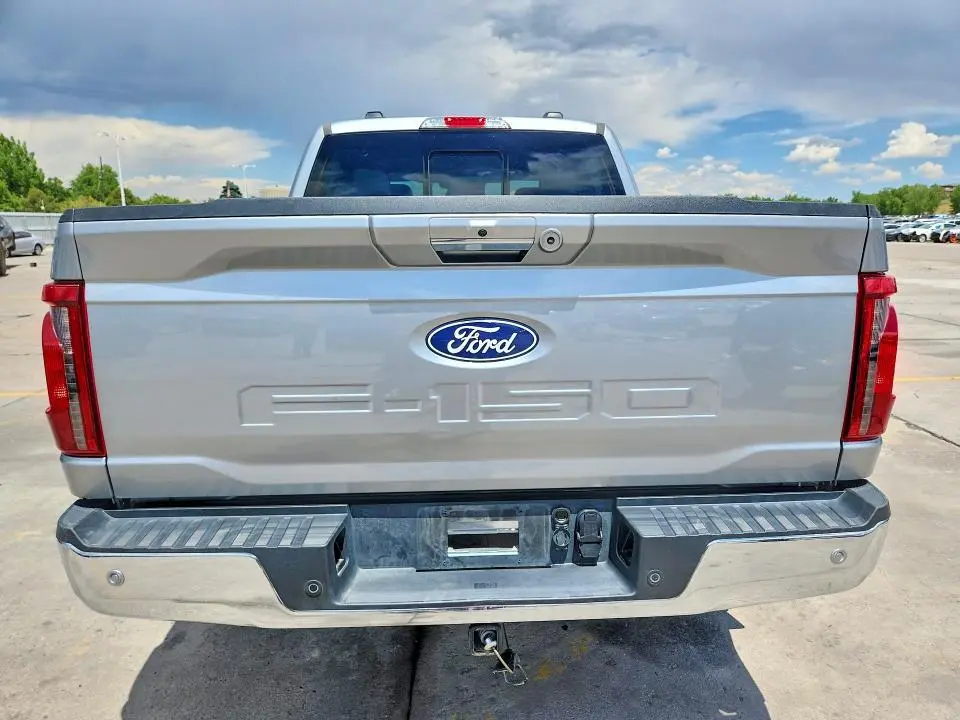 2024 FORD F150 XLT  