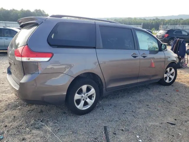 2011 TOYOTA SIENNA LE  