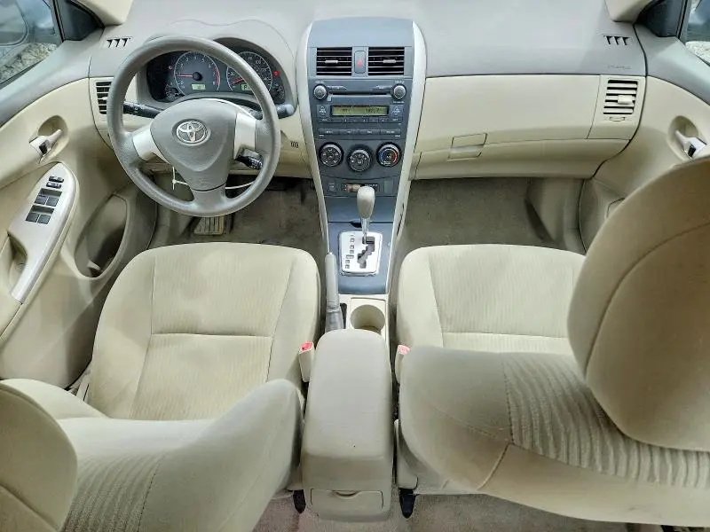 2010 TOYOTA COROLLA LE  