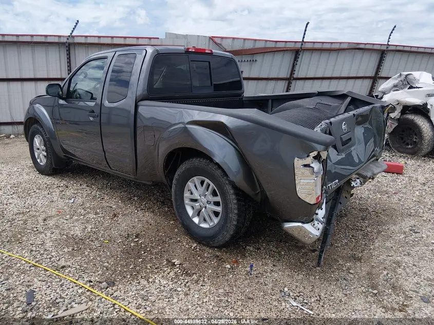 2016 NISSAN FRONTIER SV
