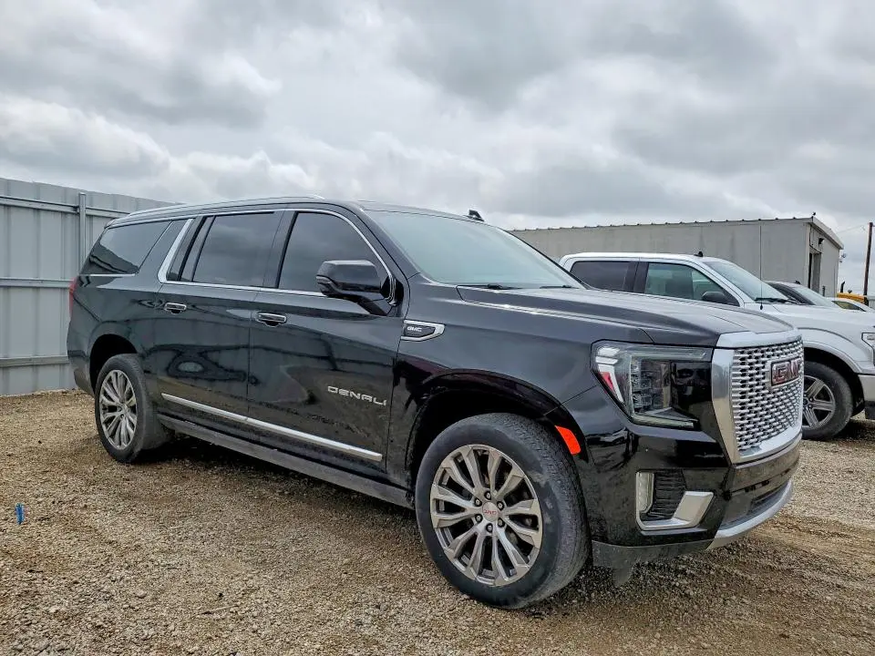 2021 GMC YUKON XL DENALI  