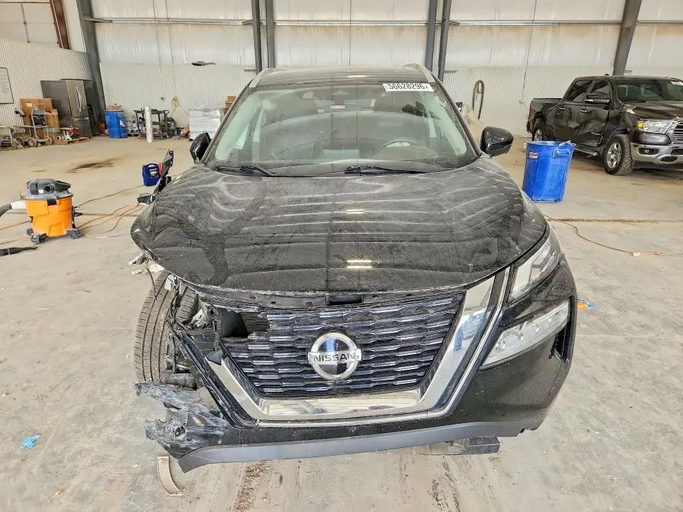 2021 NISSAN ROGUE   