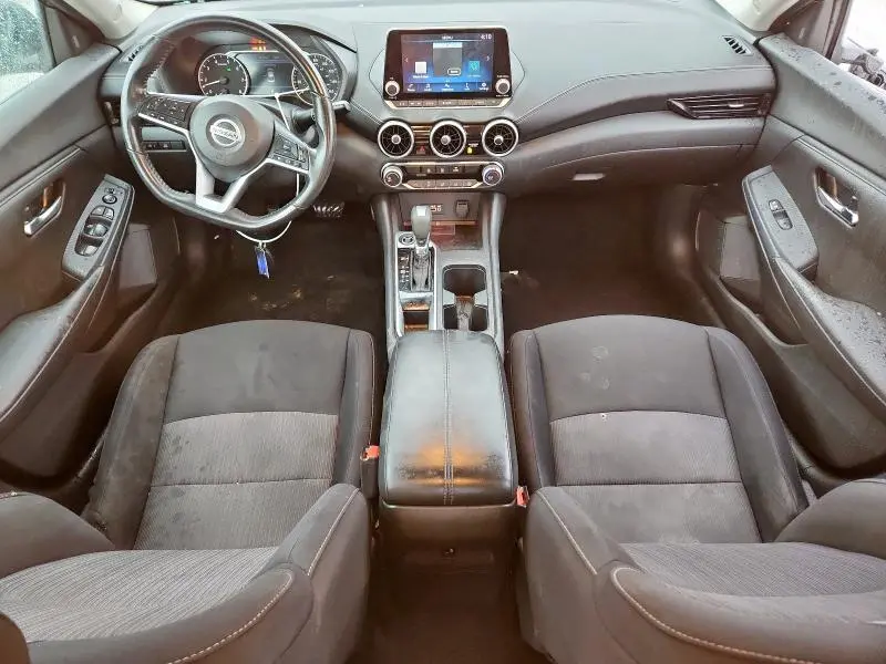 2022 NISSAN SENTRA SV  